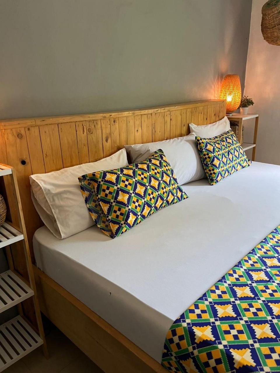 African Treasure Beach Resort Kokrobite Exteriör bild
